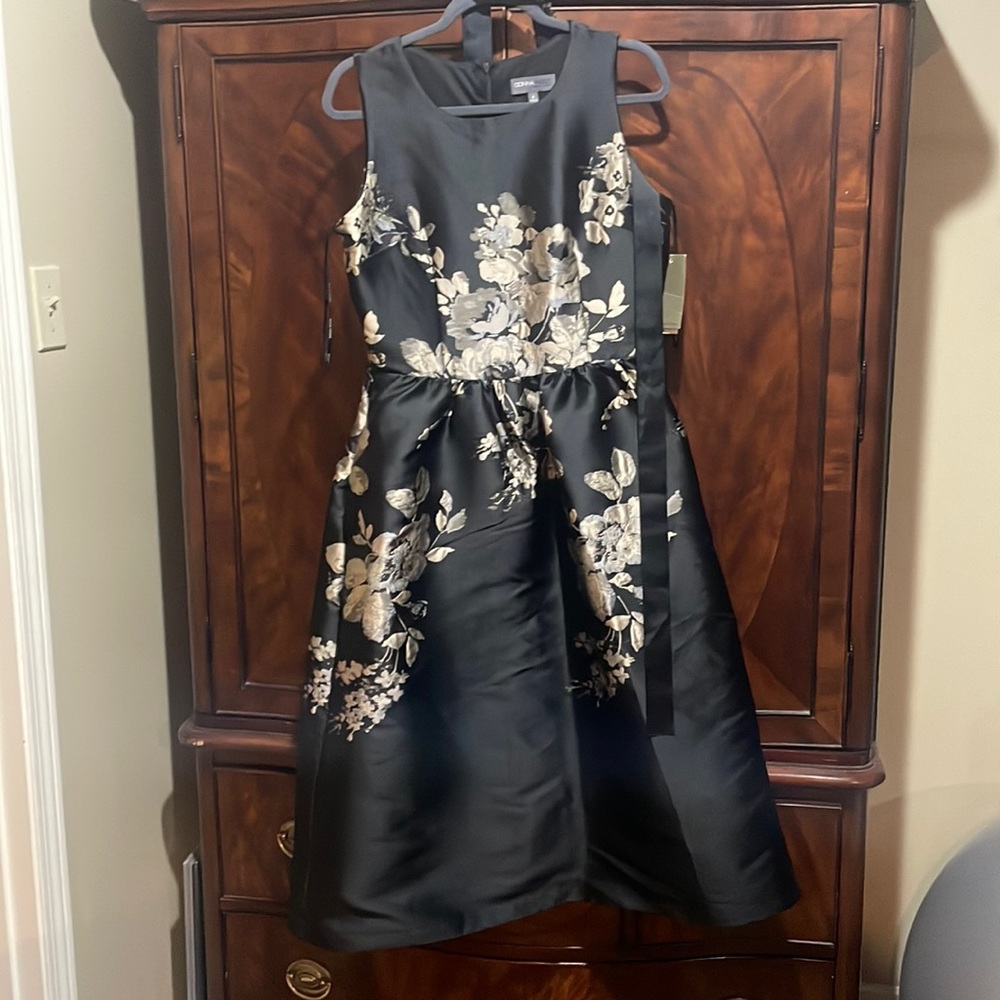 Donna Ricco black and gold dress. New with tags attached.